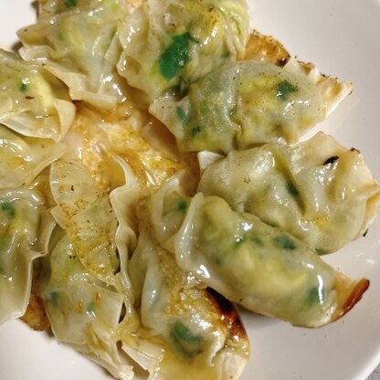 少量だけまず焼きました！水溶き片栗粉の量が多かった様で羽がパリッとしてない部分があるので、残りは明日また再チャレンジしたいです！